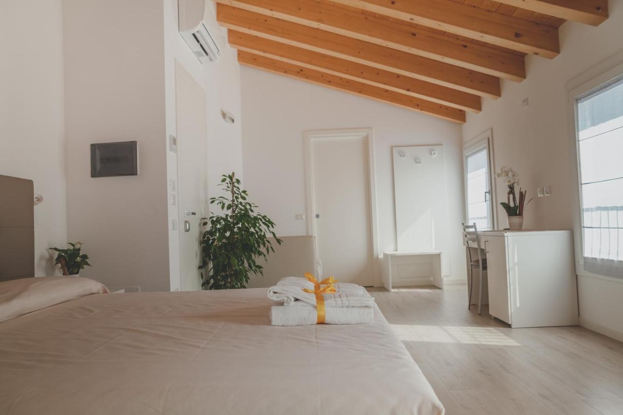 Terra Ferma Rooms&More Salzano Exterior foto