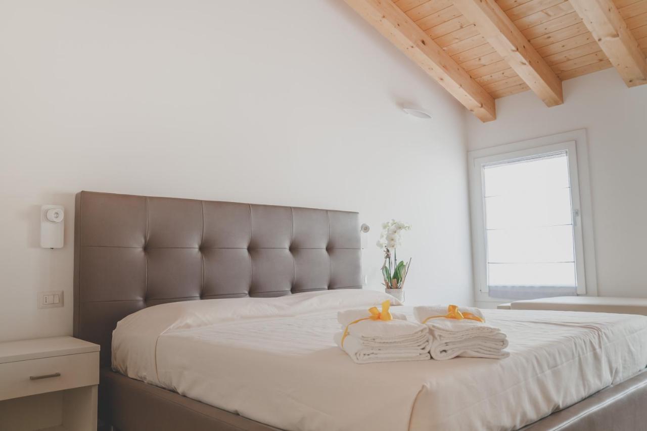 Terra Ferma Rooms&More Salzano Exterior foto